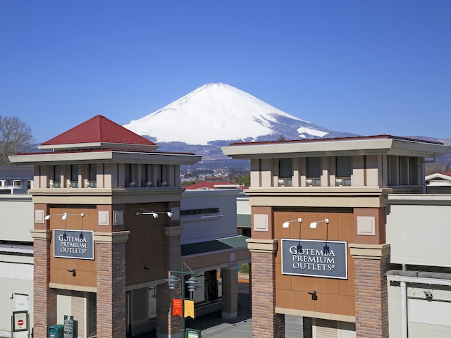 Mt Fuji and Gotemba Shopping Mall